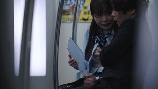 MOON-035 最終胸チラ誘惑電車 誰もいない2人きりの車内でFカップ美少女と胸揉み性交した 柏木こなつ